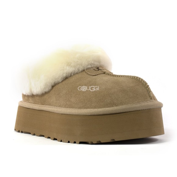 Женские слипоны UGG Mate Revival Sand